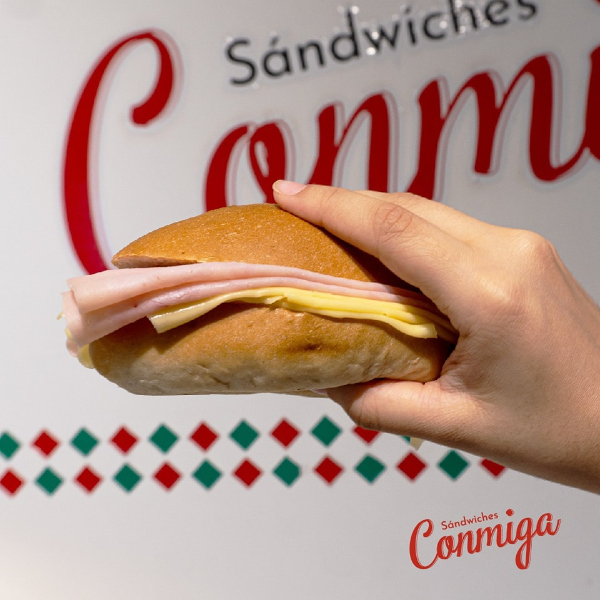 Conmiga Sandwiches 